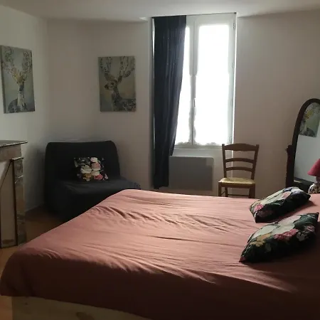 Maison De Centre 6 Personnes Précigné
